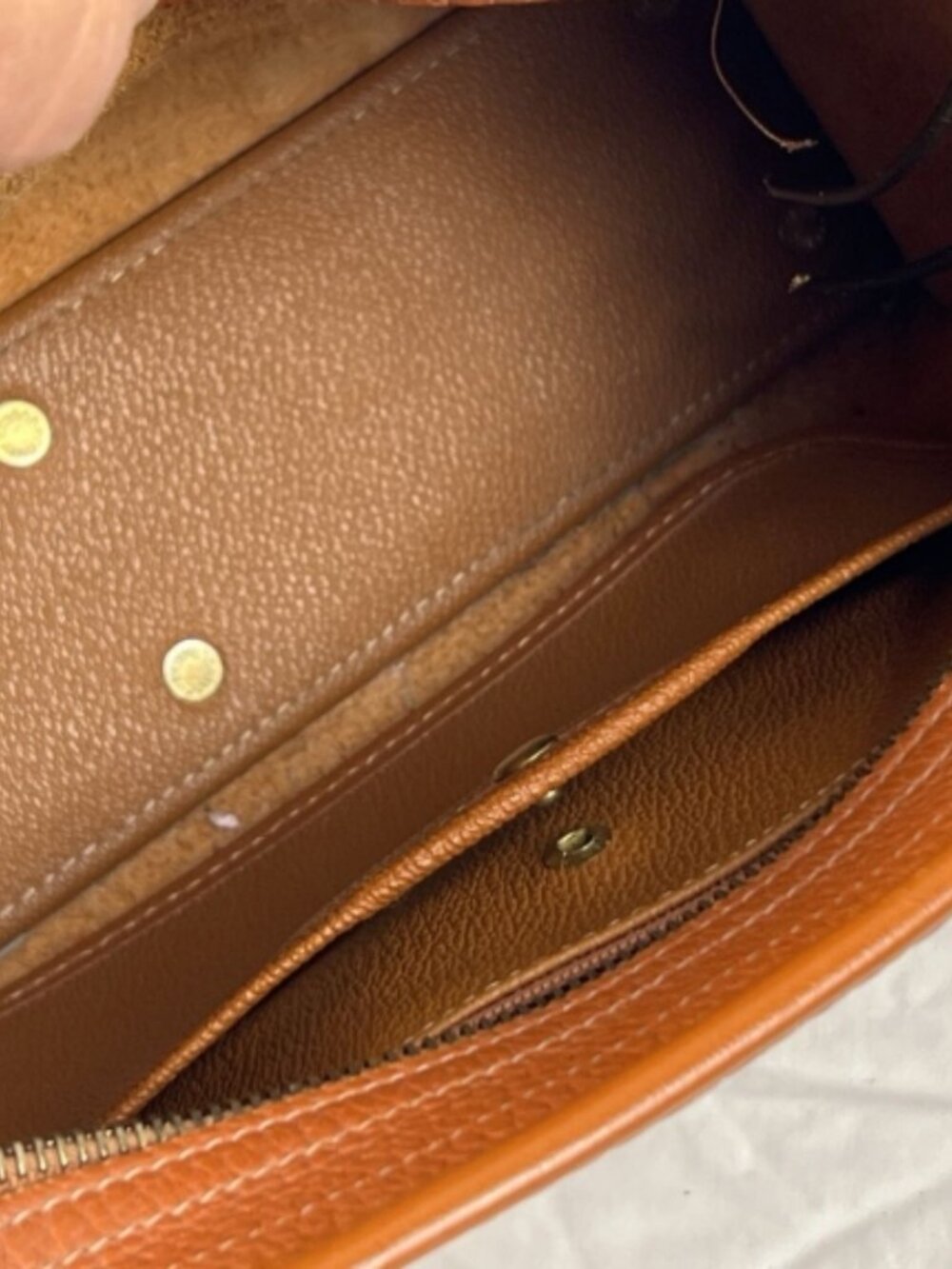 Dooney & Bourke All Weather Leather Rich Tan Shoulder Handbag Vintage - Picture 7 of 7